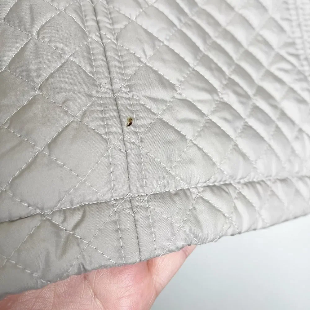 Brooks Brothers Quilted Blazer Style Jacket – Sophistication Meets Modern